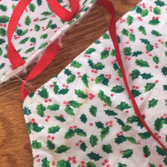 Handmade Christmas tree skirt - Picture 5 of 10